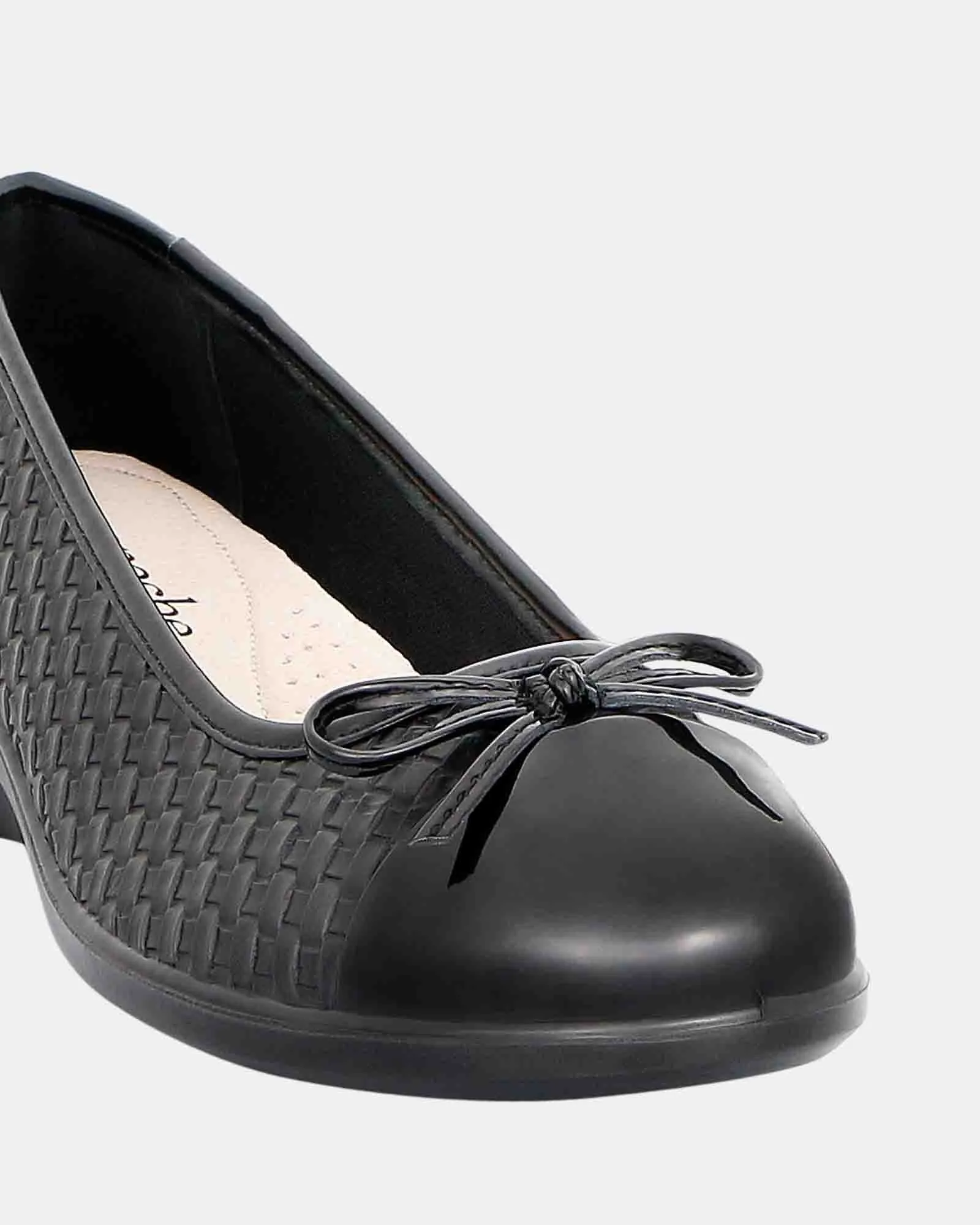 Flounce Black