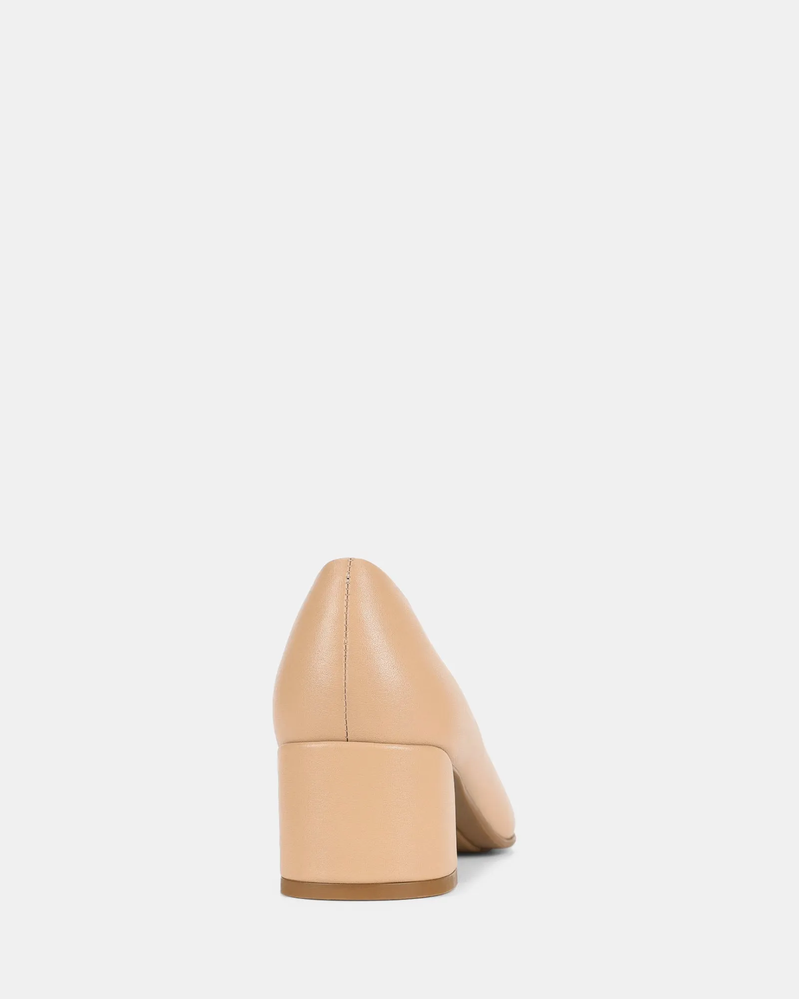 Vela Nude